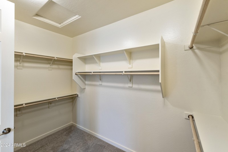 OWNER'S CLOSET
