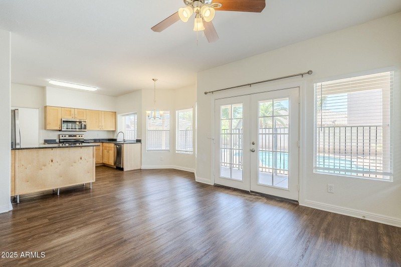 24-web-or-mls-White-24