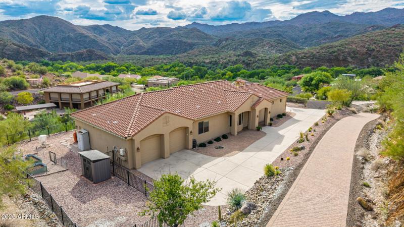 102 Agua Vista