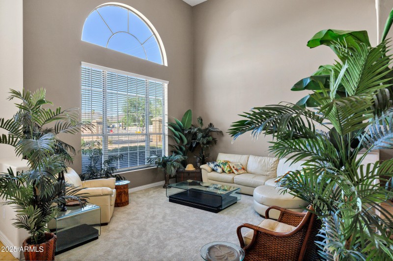 7555 E Laurel St-8