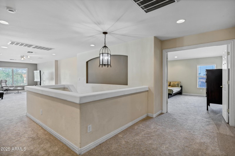 7555 E Laurel St-34