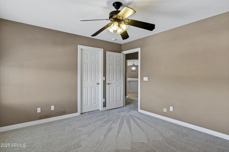 7555 E Laurel St-37