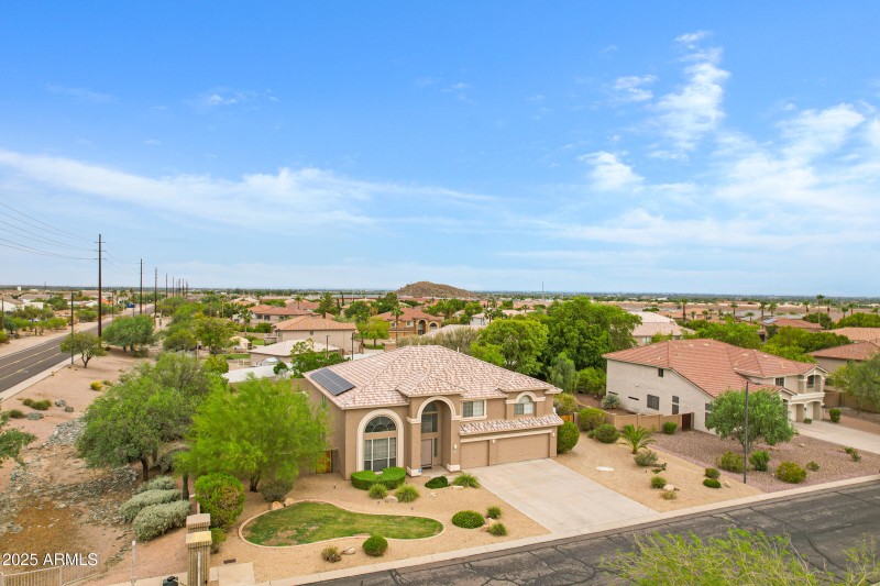 7555 E Laurel St-64