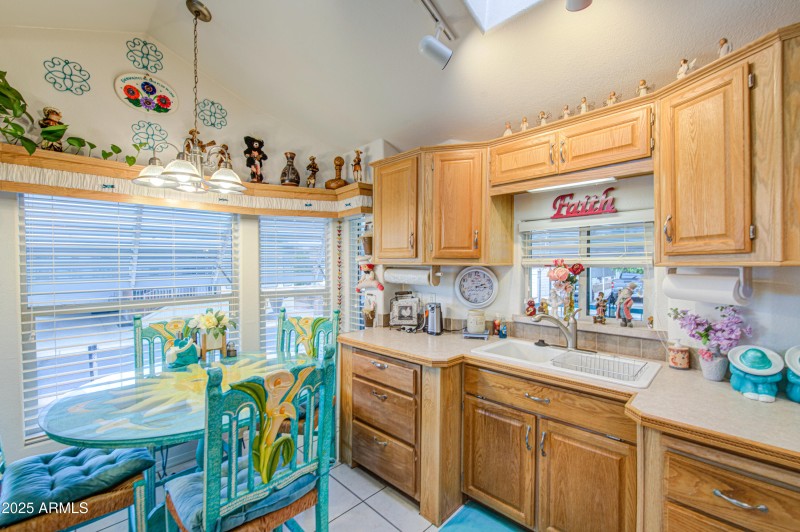 Kitchen 4