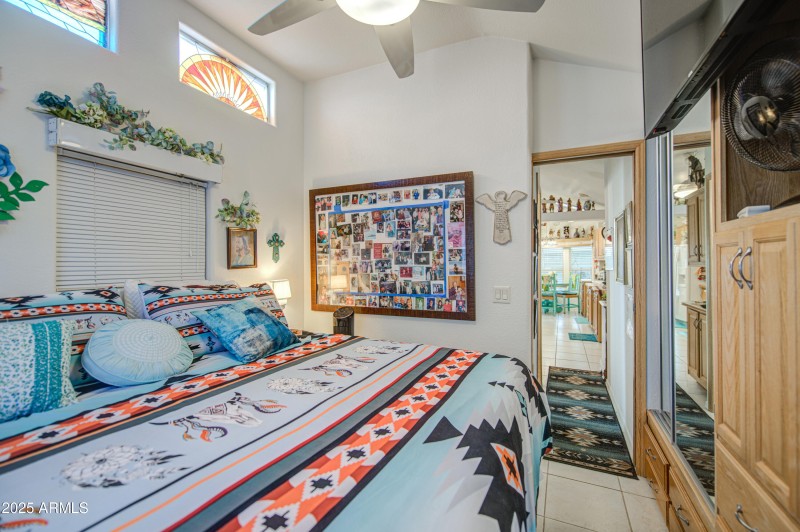 Bedroom-pic 3
