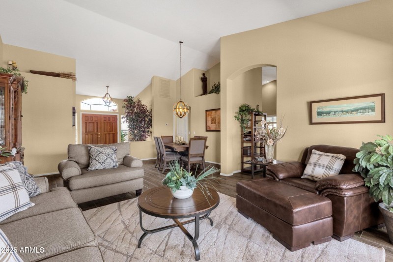 11-web-or-mls-16791-n-86th-dr
