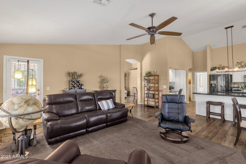 26-web-or-mls-16791-n-86th-dr