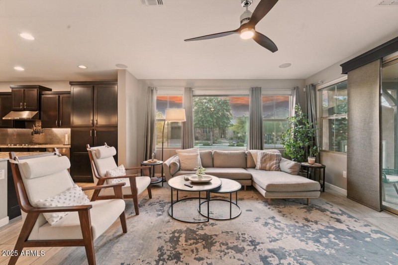 20884 W Minnezona Ave-38