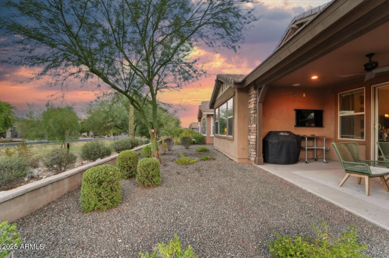 20884 W Minnezona Ave-60
