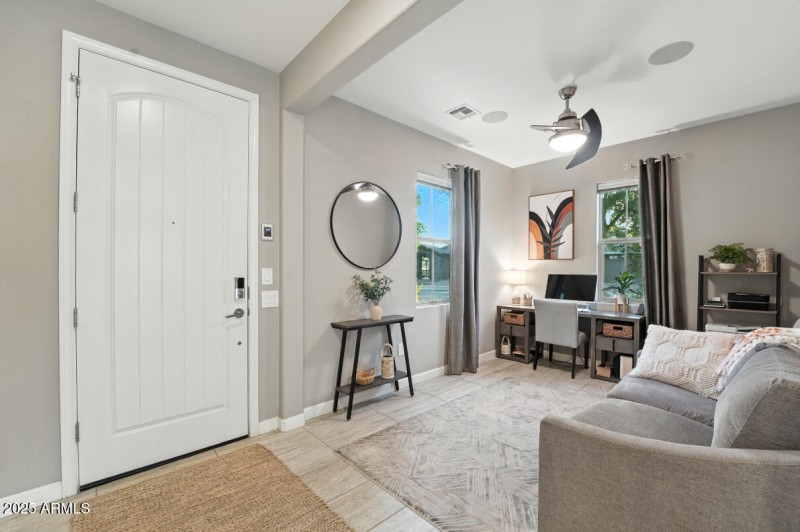 20884 W Minnezona Ave-12