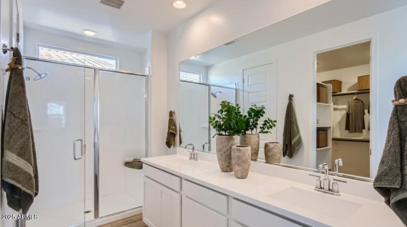 Owners Bath