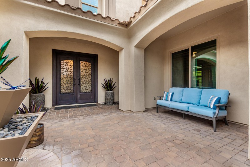 Black_Rock_Courtyard