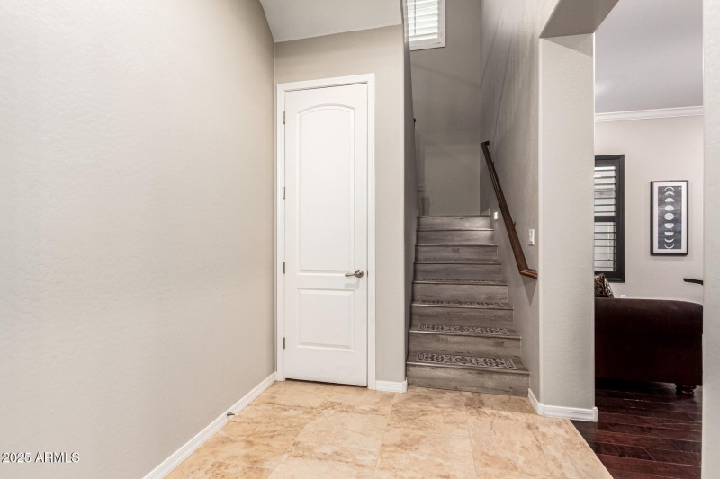 Black_Rock_Hallway