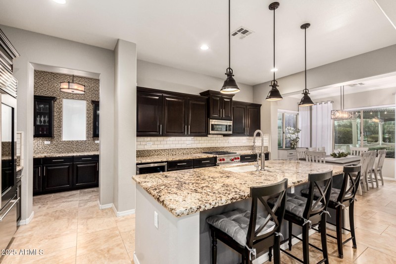 Black_Rock_Kitchen_Side