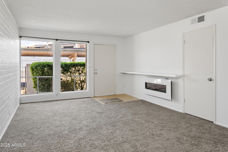 4901N73rd5-006