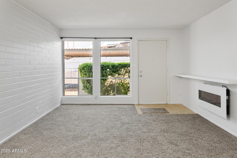 4901N73rd5-007