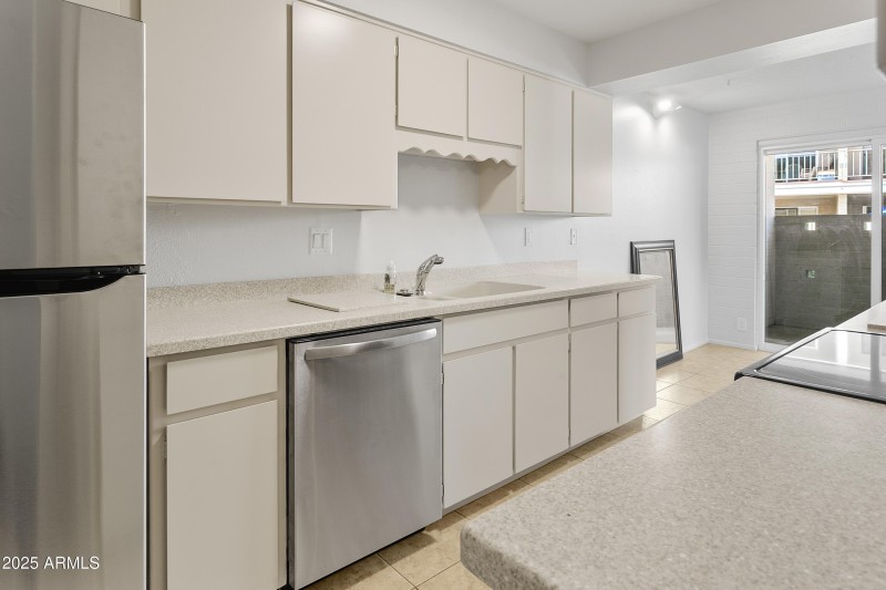 4901N73rd5-012