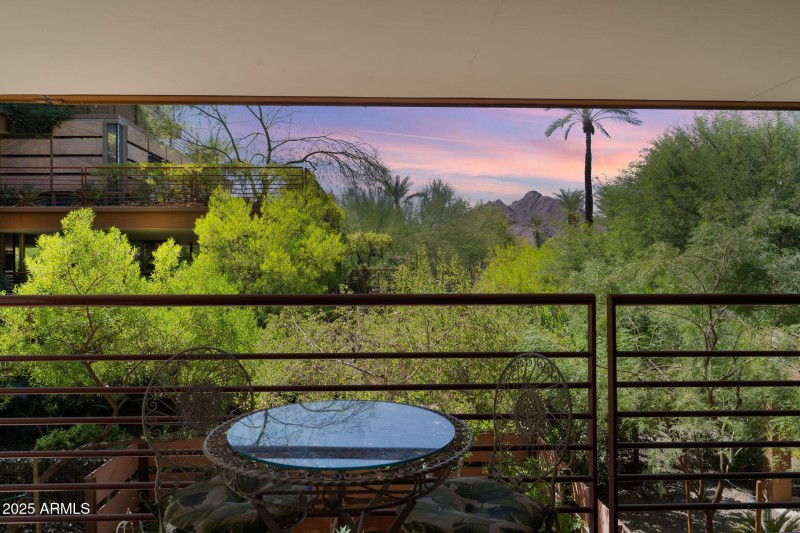 Sunsets and Camelback!