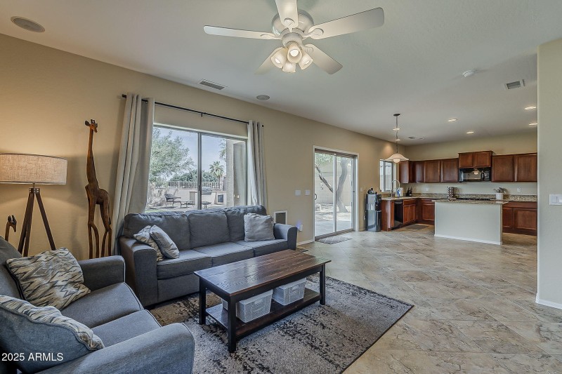 29-web-or-mls-Palm Springs Trail-12