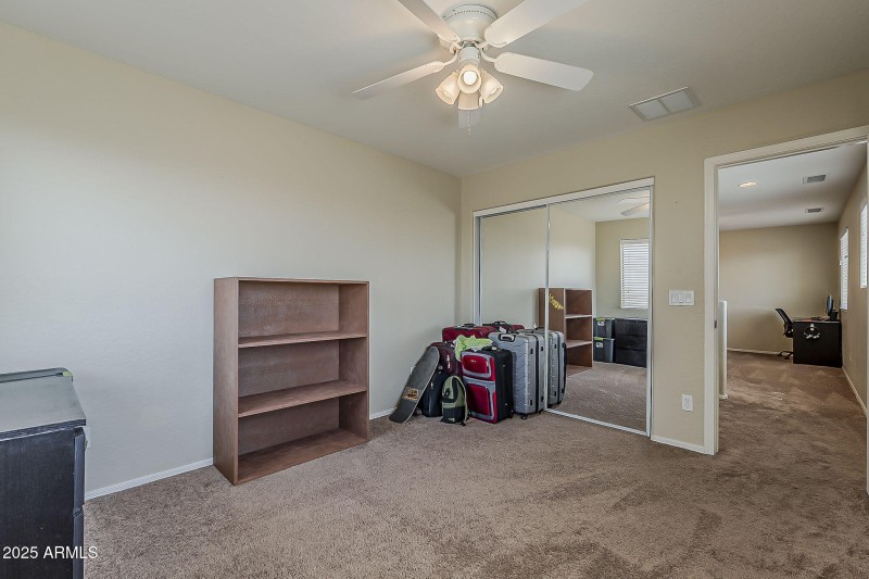 40-web-or-mls-Palm Springs Trail-23