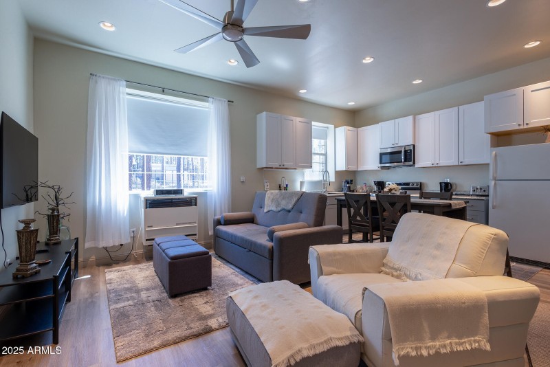 Guest Living