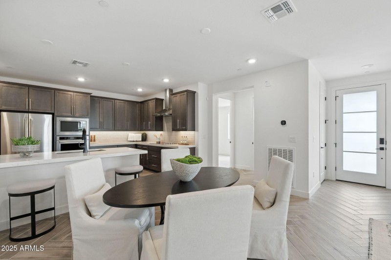 Casual Dining Area