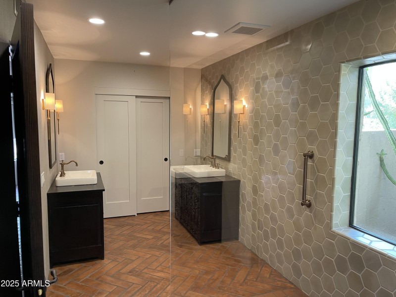 22 master bath sinks