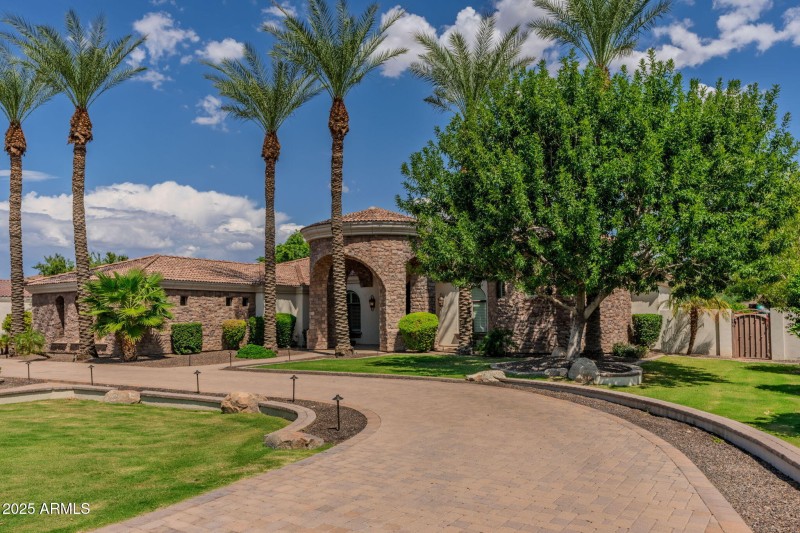 10-web-or-mls-Oakwood-10