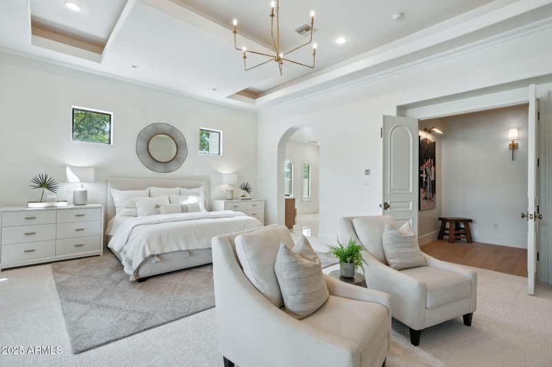 17-web-or-mls-Oakwood-17