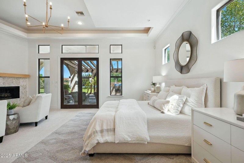 19-web-or-mls-Oakwood-19