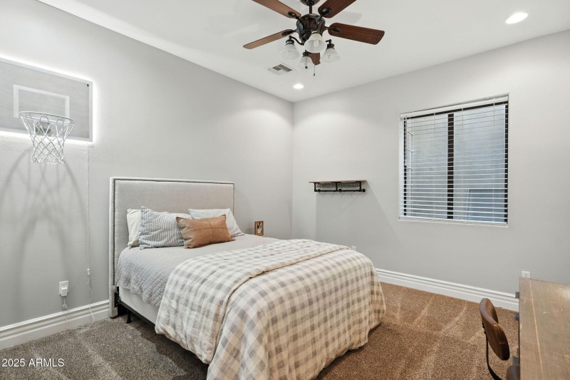 52-web-or-mls-Oakwood-52