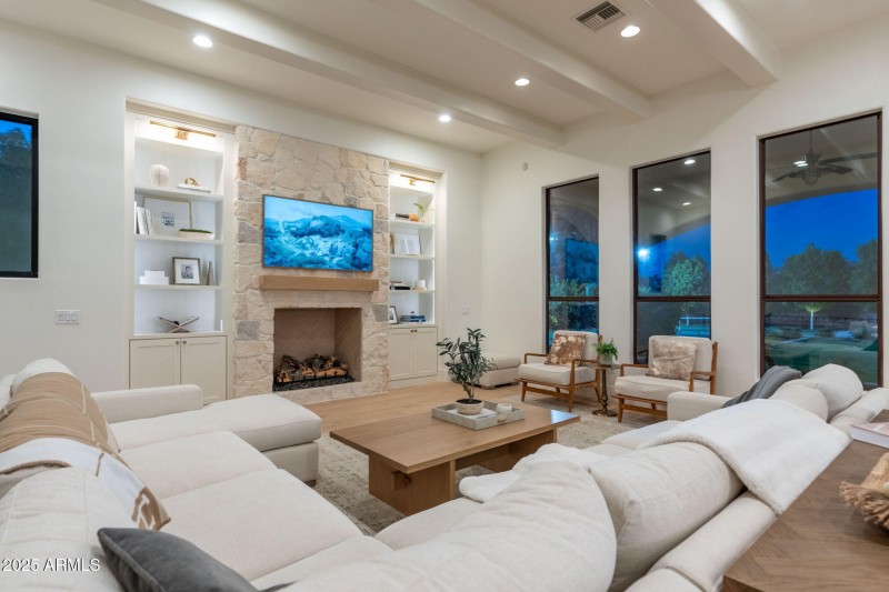 100-web-or-mls-Oakwood-100