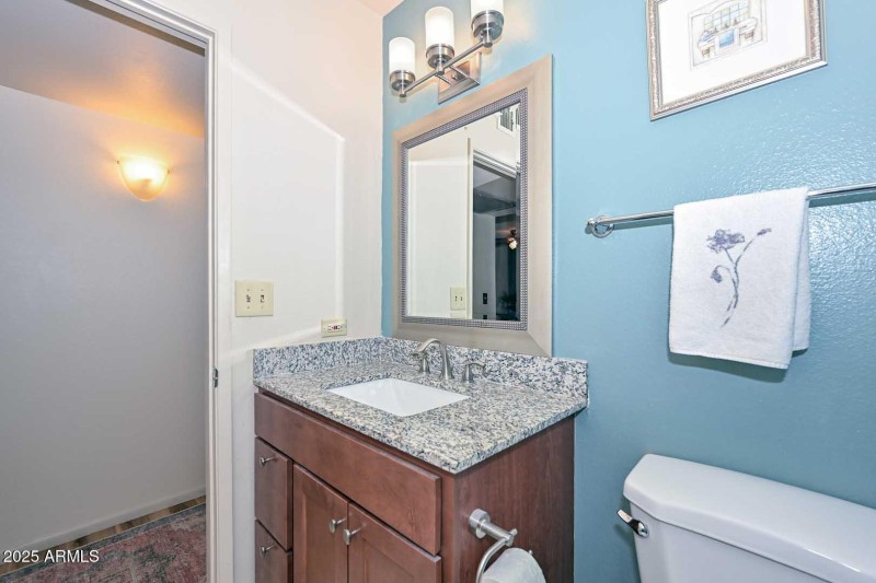 Hall Bath2