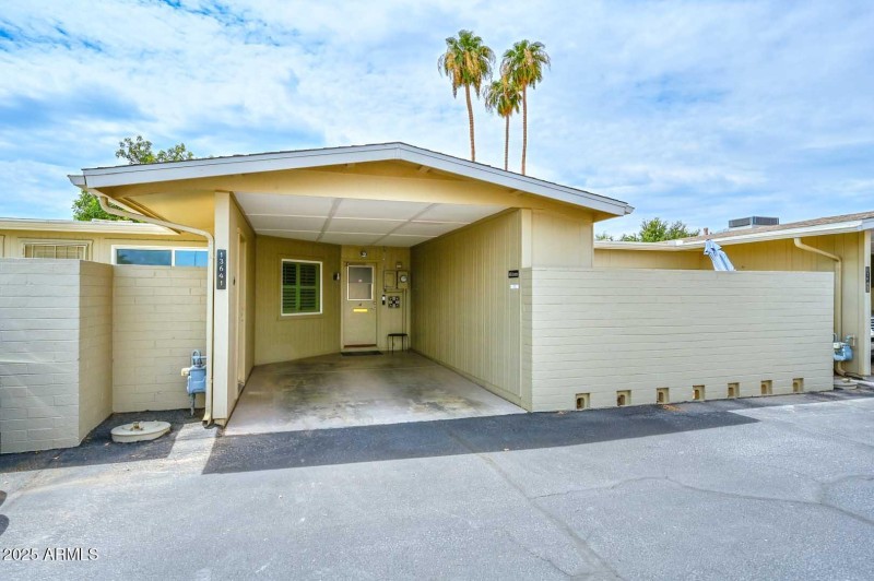 Rear Carport