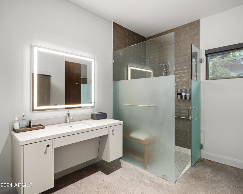 eCo_15310NSandyBluffRd_WEB-48