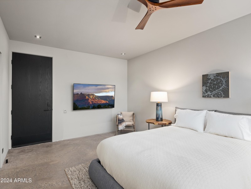 ageCo_15310NSandyBluffRd_WEB-16