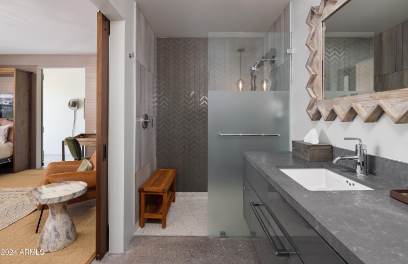 mageCo_15310NSandyBluffRd_WEB-13