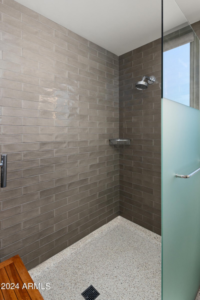 ageCo_15310NSandyBluffRd_WEB-26