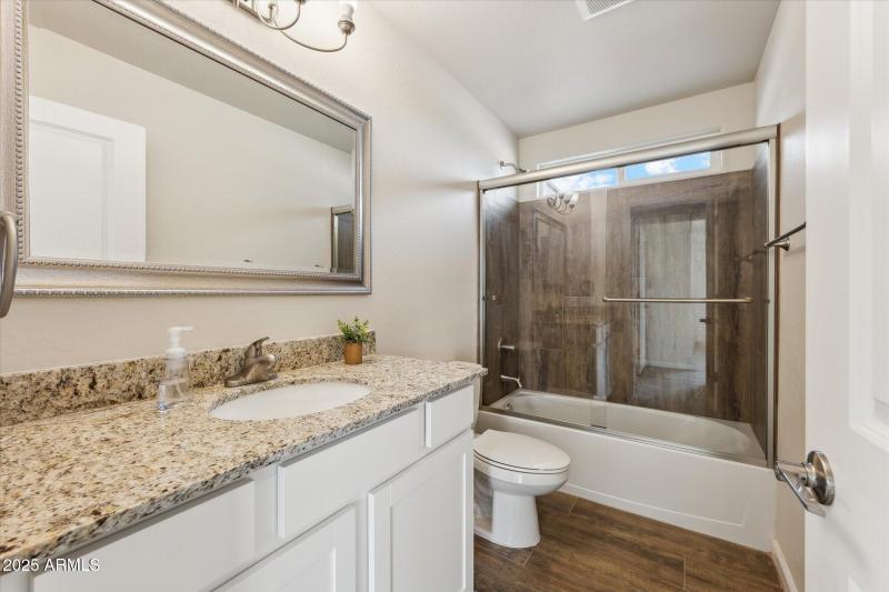 1,512 Bath 2-1