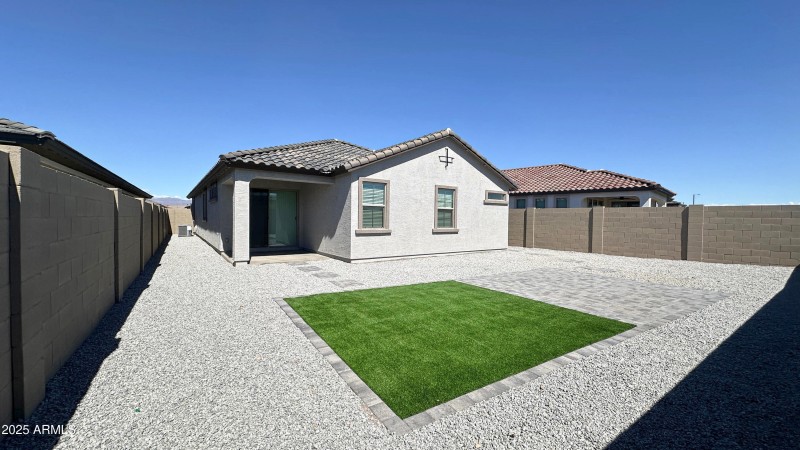 WhatsApp Image 2025-08-30 at 17.55-1.38_