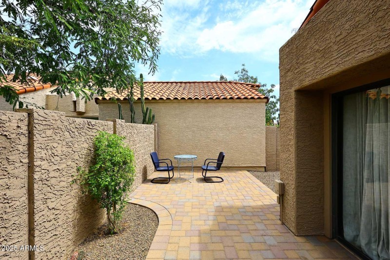 Pavered Patio5