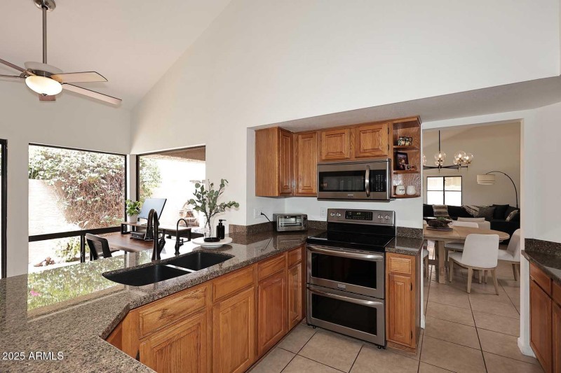 Kitchen-Range