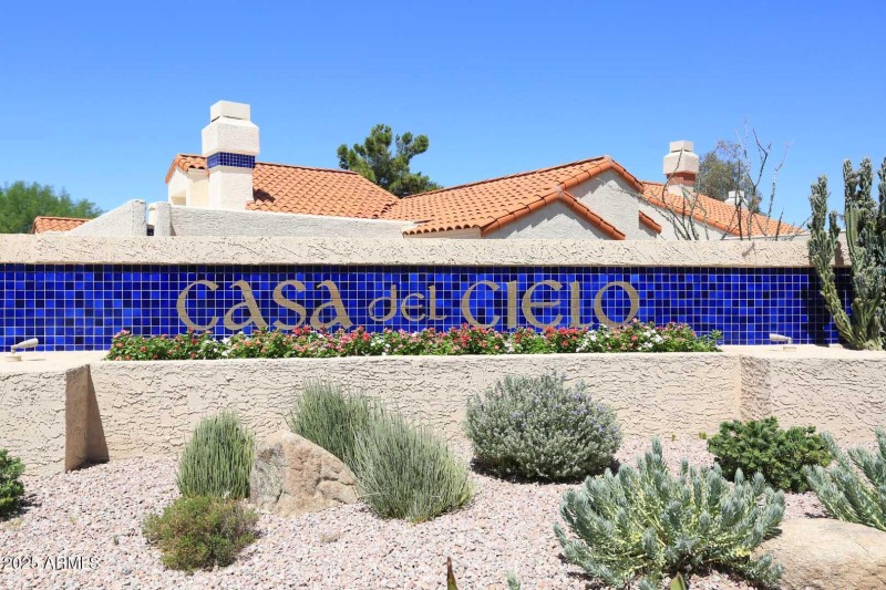 Casa Del Cielo-Sign