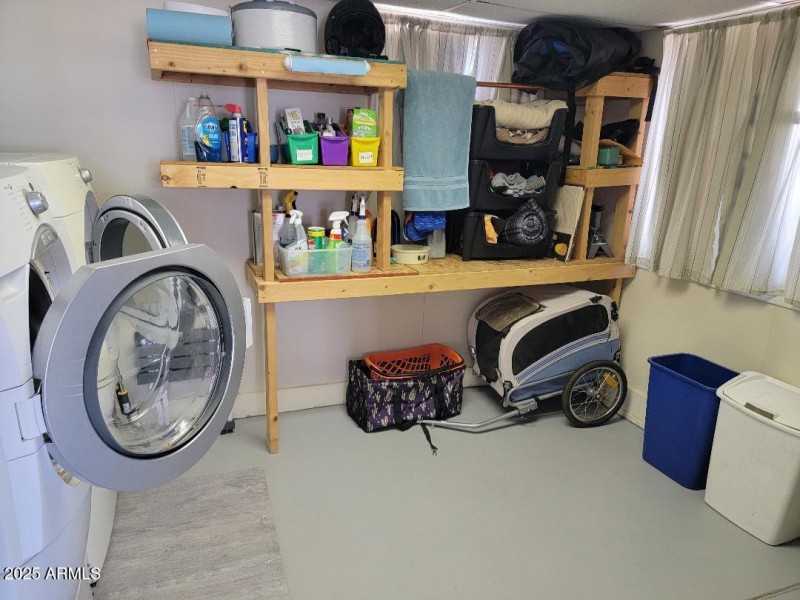 3806 laundry area