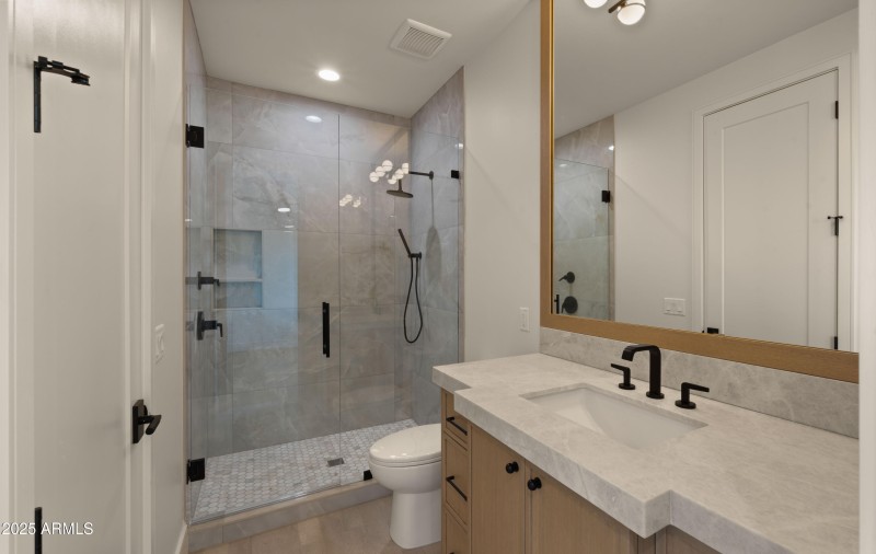 Upstairs Bedroom EnSuite Two3