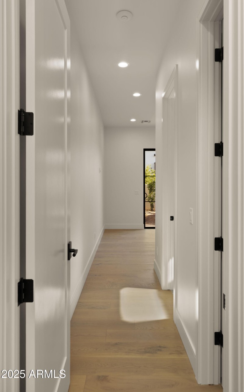 Downstairs EnSuite2