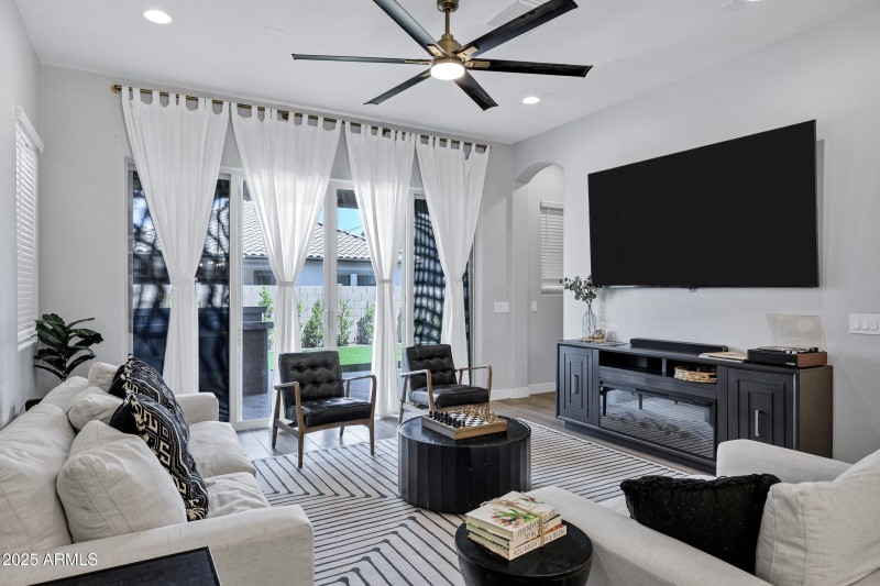 23146 E Mayberry Rd-9