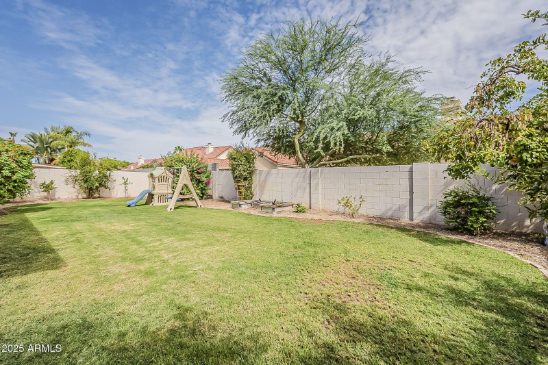 39-web-or-mls-Heather-39