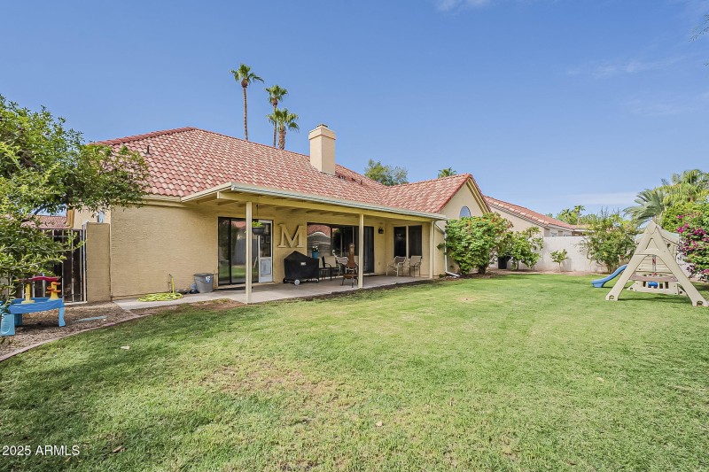 41-web-or-mls-Heather-41