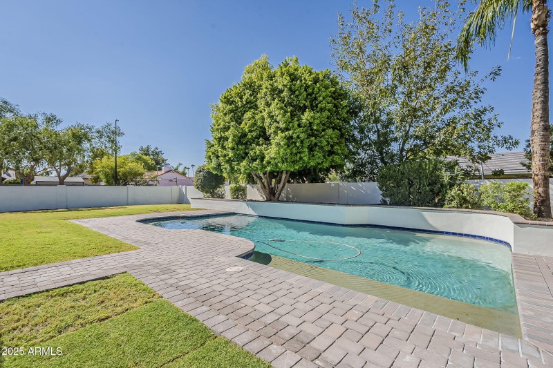 44-web-or-mls-Encinas-44